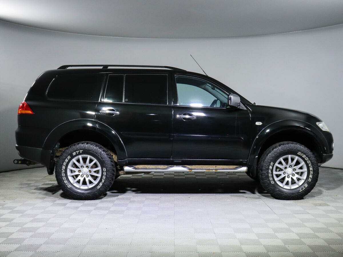 Купить Mitsubishi Pajero Sport, 2010, 303 374 км, фото №3