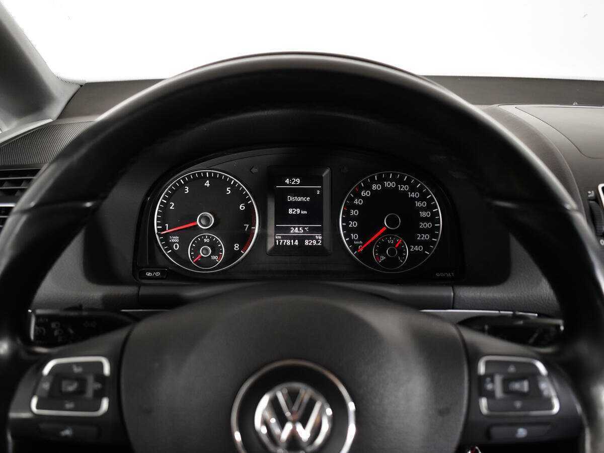 Купить Volkswagen Touran, 2012, 177 813 км, фото №11
