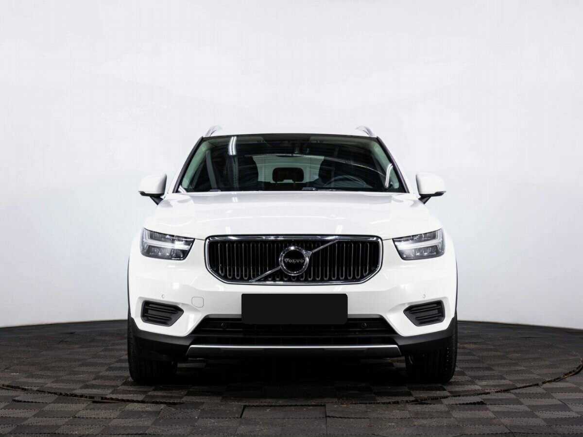 Купить Volvo XC40, 2018, 32 515 км, фото №2