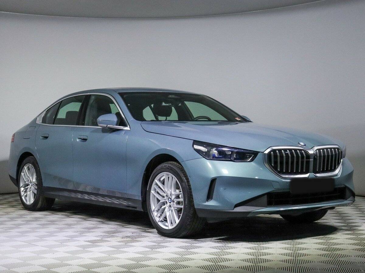Купить BMW 5 серии 530i xDrive, 2023, 343 км, фото №3