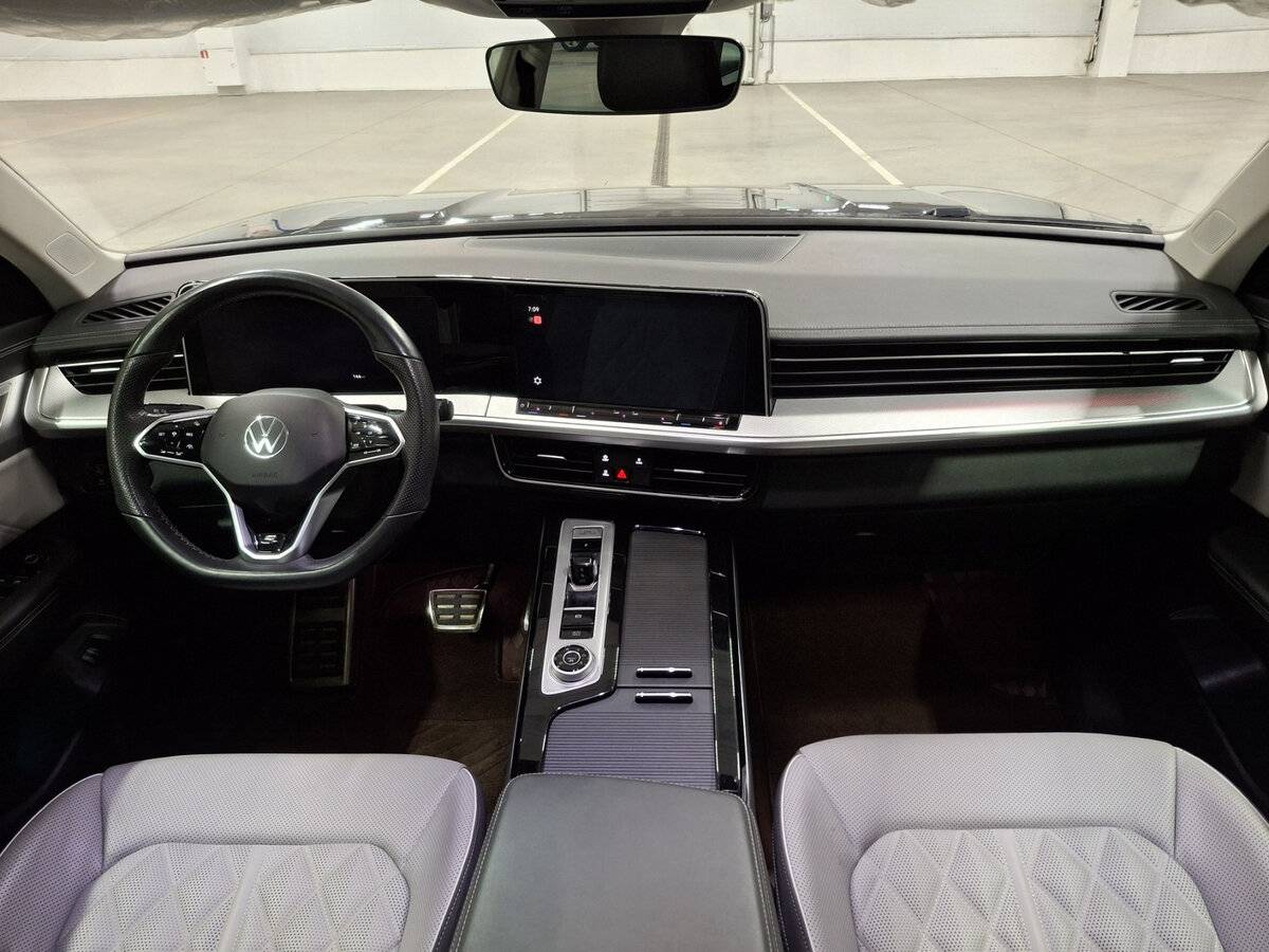 Купить Volkswagen Tavendor, 2023, 145 км, фото №13