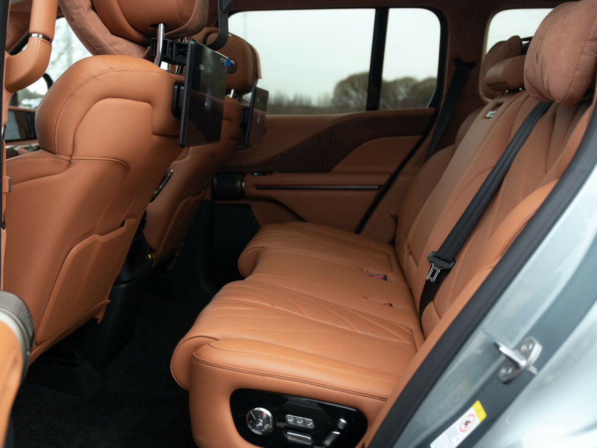 Купить BYD Yangwang U8, 2023, 21 401 км, фото №15