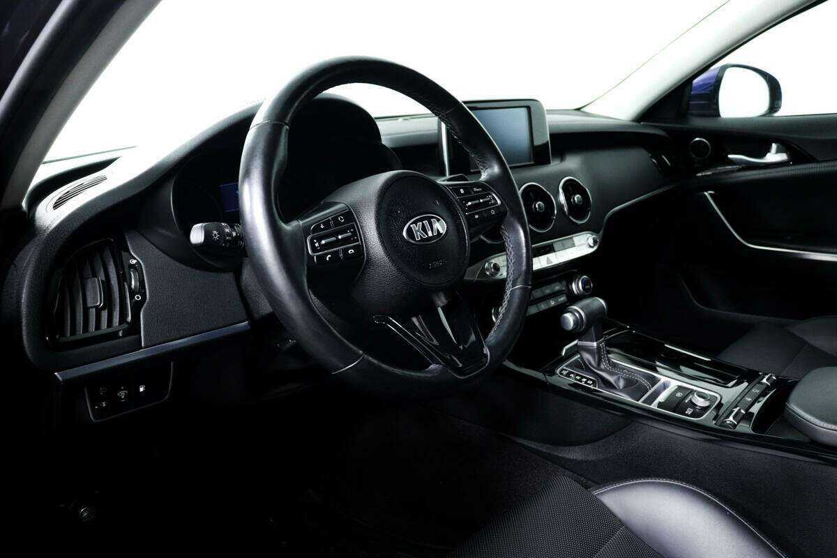 Купить Kia Stinger, 2019, 48 942 км, фото №13