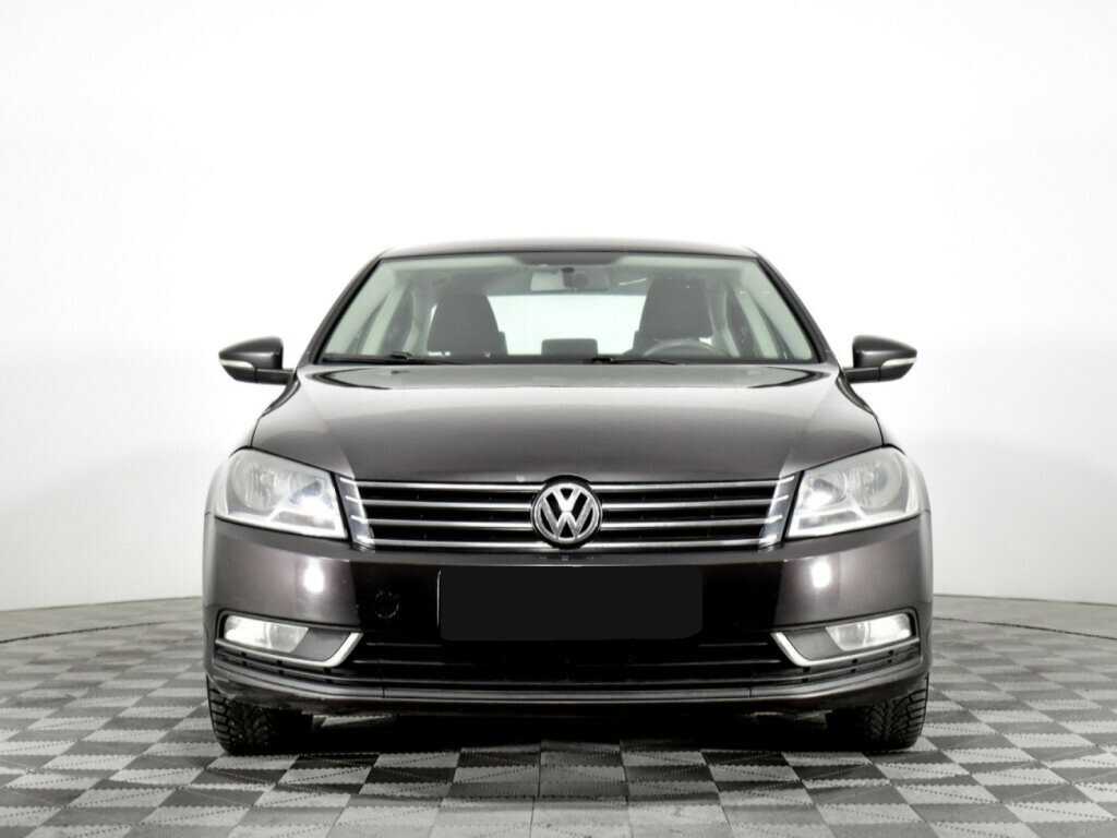 Купить Volkswagen Passat, 2011, 248 793 км, фото №2