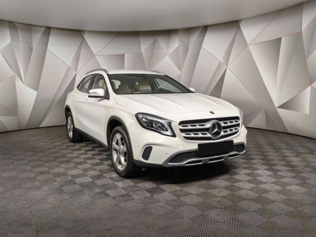 Купить Mercedes-Benz GLA 200, 2019, 117 727 км, фото №3