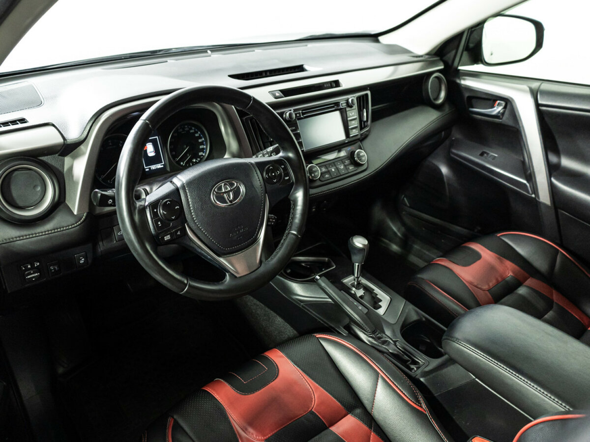 Купить Toyota RAV4 IV (XA40) Рестайлинг, 2016, 193 166 км, фото №11