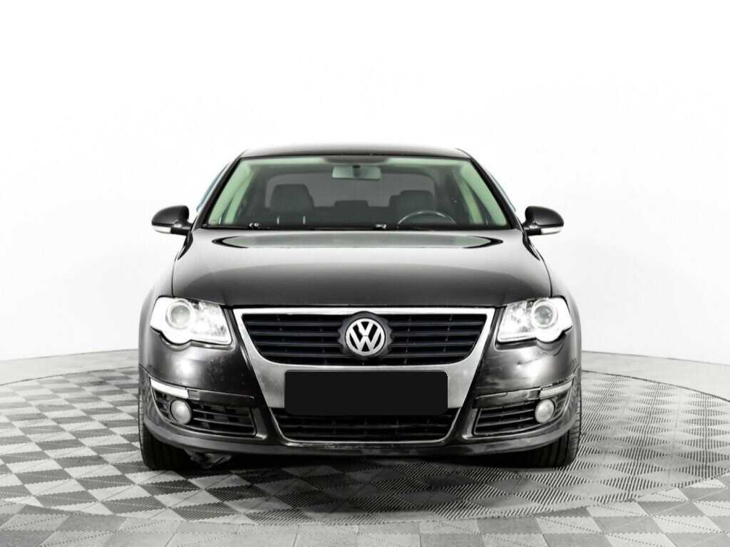 Купить Volkswagen Passat, 2010, 228 000 км, фото №2