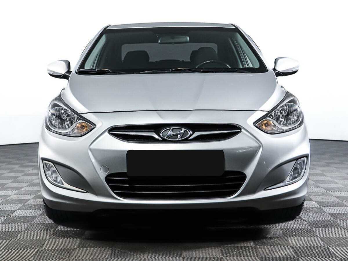 Купить Hyundai Solaris, 2011, 89 044 км, фото №2