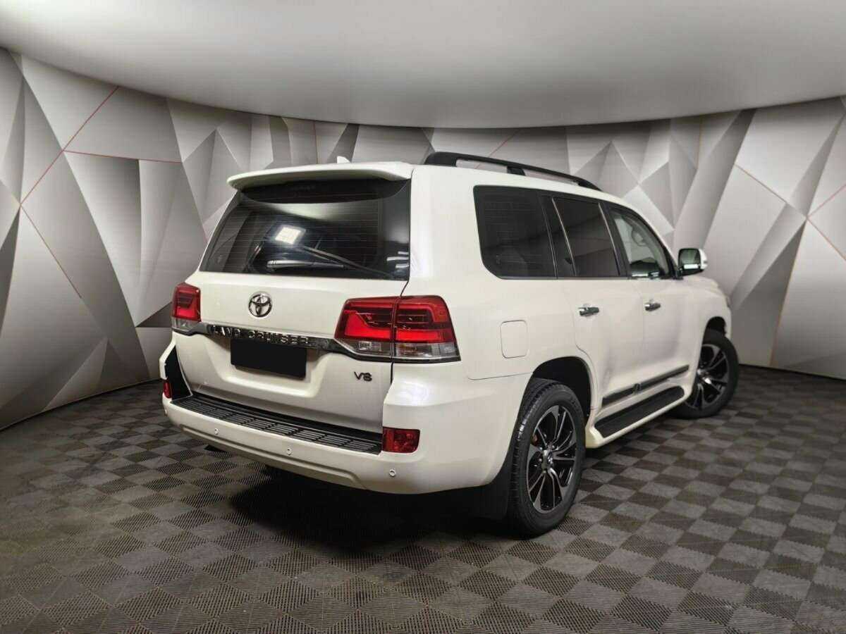 Купить Toyota Land Cruiser, 2018, 187 237 км, фото №2