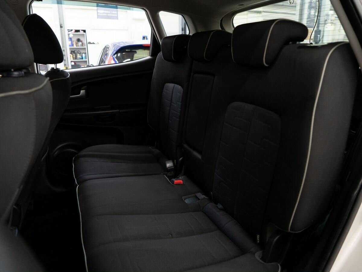 Купить Kia Venga, 2011, 146 223 км, фото №9