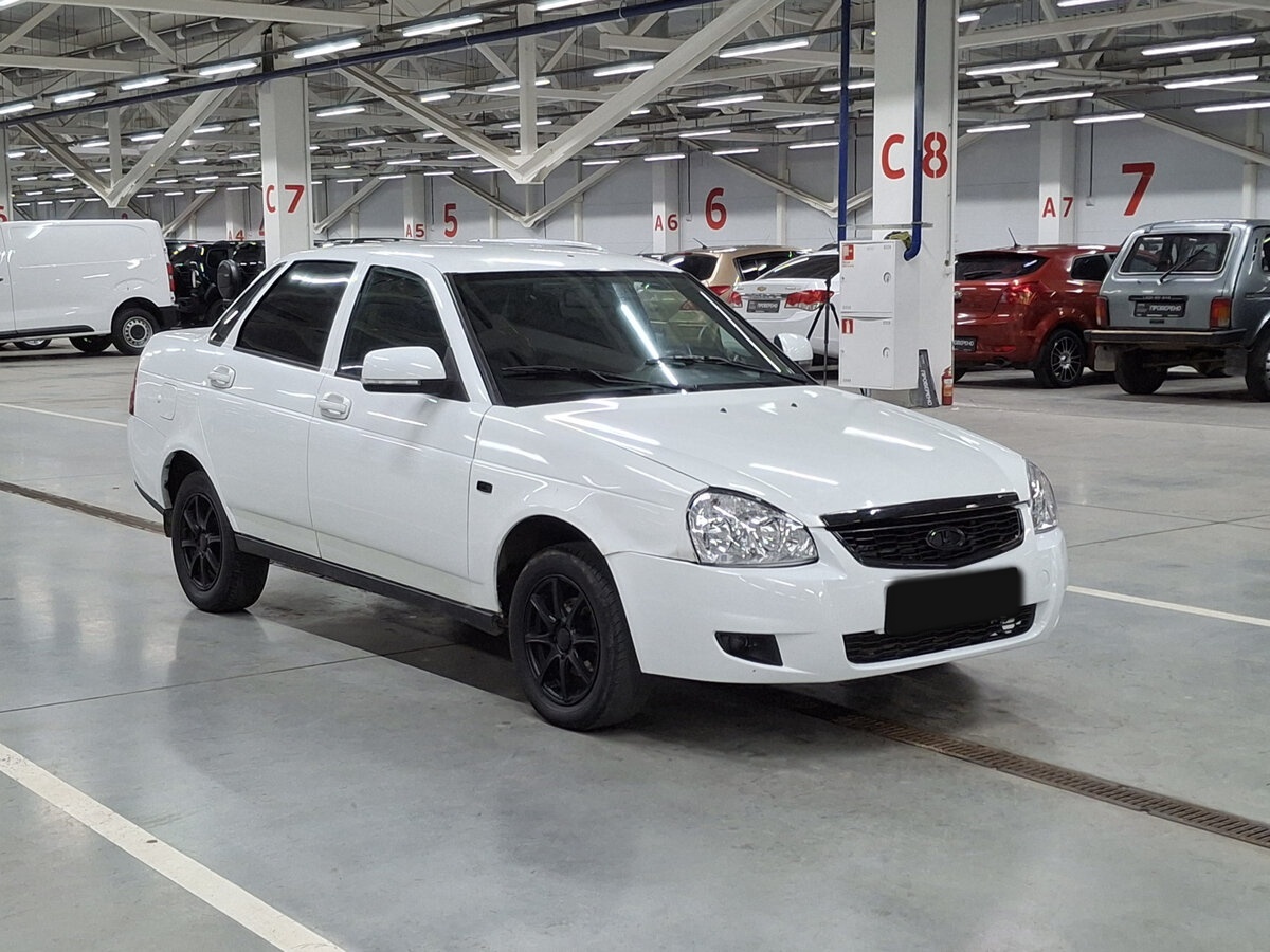 Купить Lada (ВАЗ) Priora I Рестайлинг, 2016, 189 669 км, фото №3