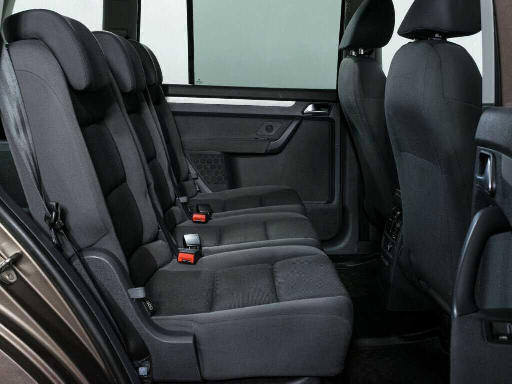 Купить Volkswagen Touran, 2011, 160 547 км, фото №10