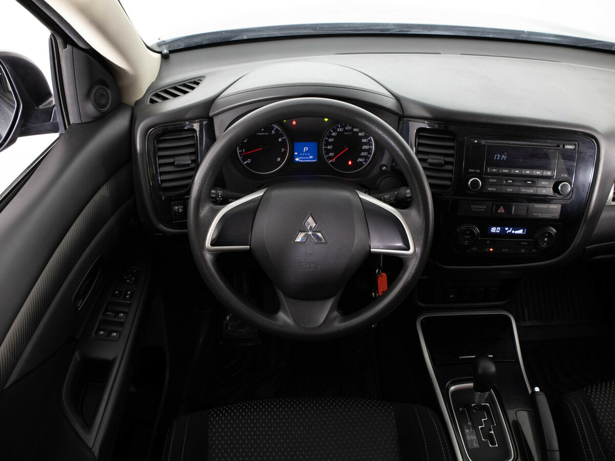 Купить Mitsubishi Outlander III Рестайлинг 2, 2018, 127 915 км, фото №7