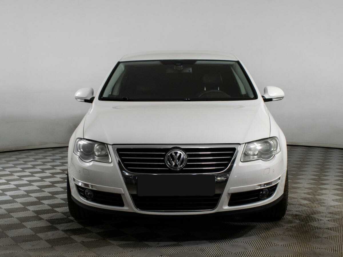 Купить Volkswagen Passat, 2010, 106 527 км, фото №2