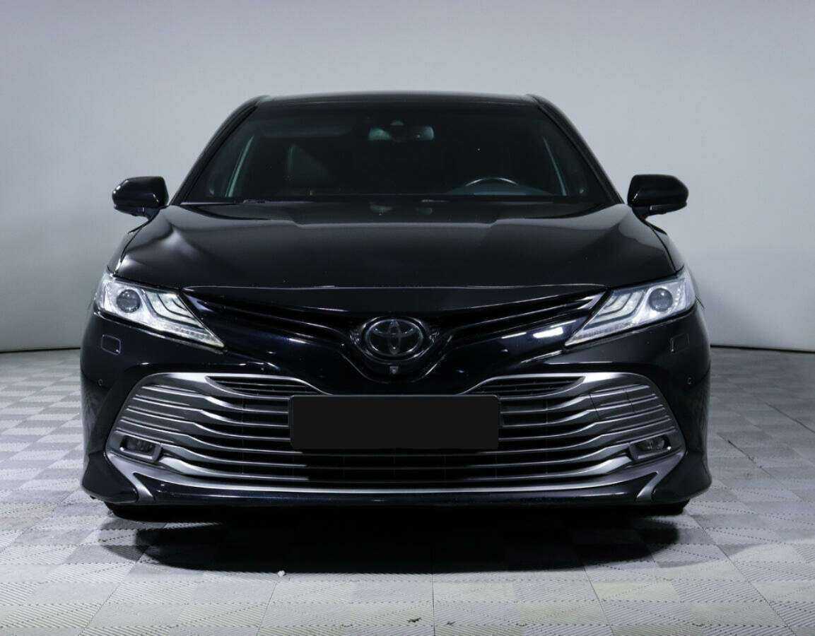 Купить Toyota Camry, 2018, 83 000 км, фото №2