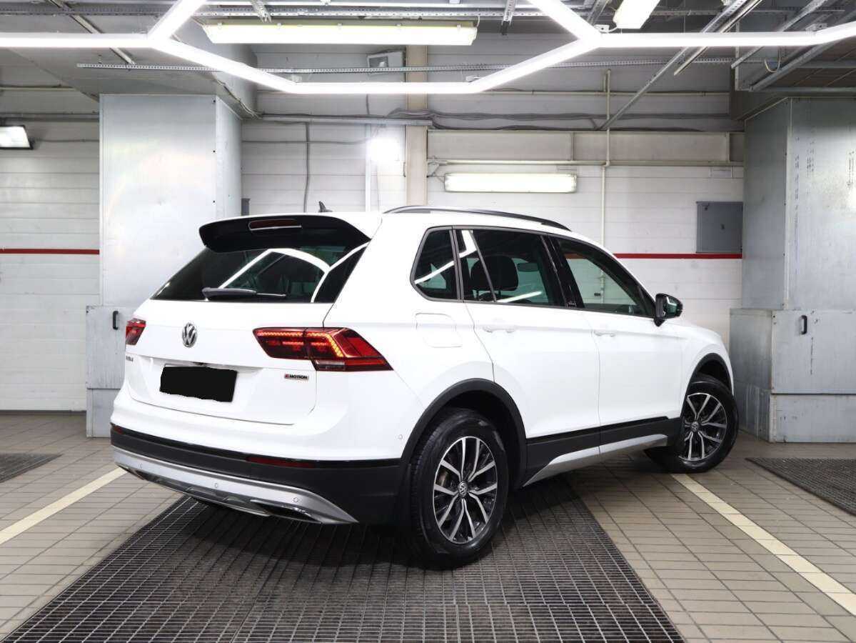 Купить Volkswagen Tiguan, 2019, 81 000 км, фото №2