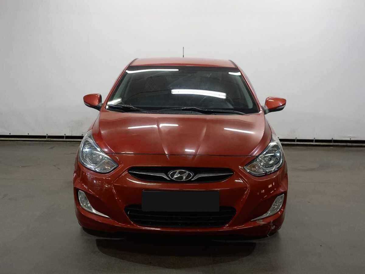 Купить Hyundai Solaris, 2011, 103 000 км, фото №2