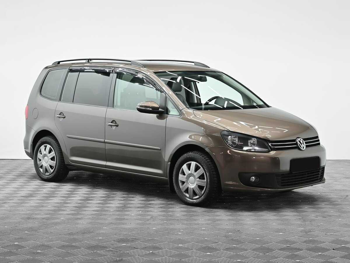 Купить Volkswagen Touran, 2012, 158 000 км, фото №2