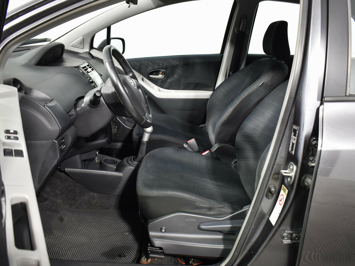 Купить Toyota Yaris II, 2008, 193 370 км, фото №10