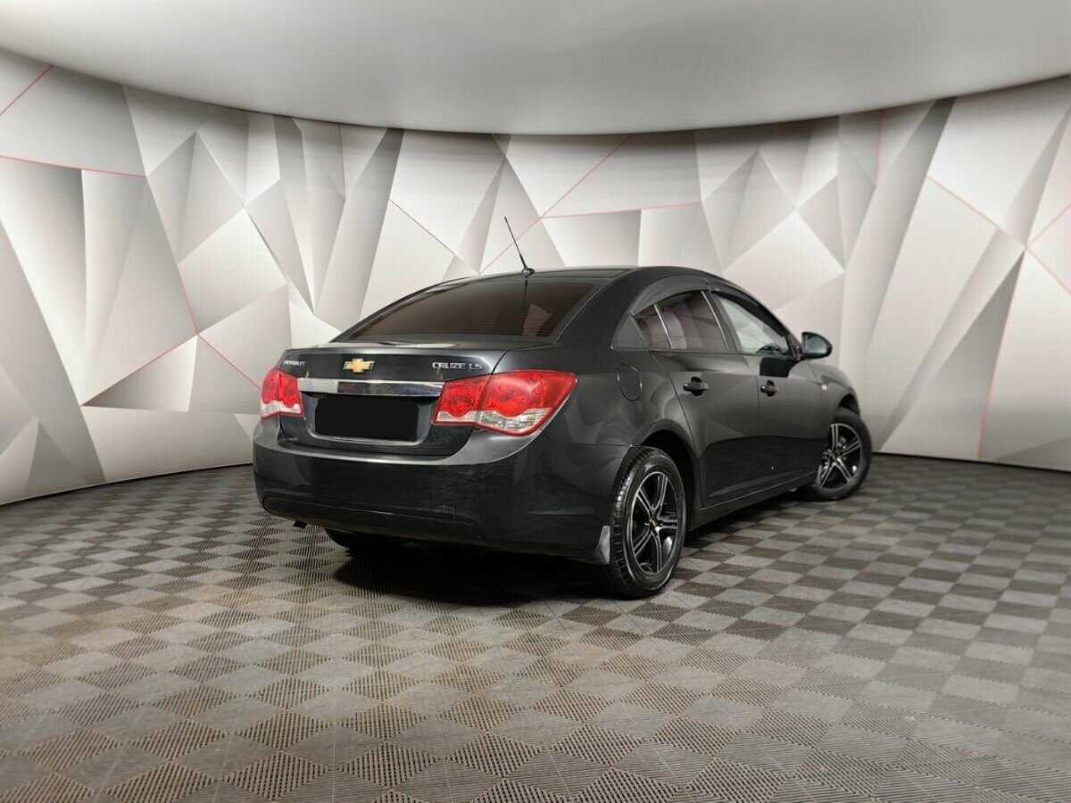 Купить Chevrolet Cruze, 2011, 191 376 км, фото №2