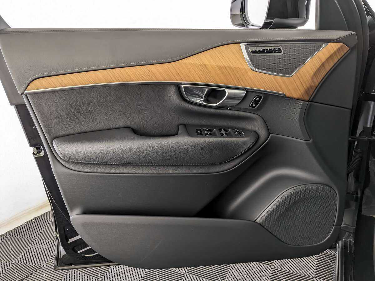 Купить Volvo XC90 Recharge, 2021, 45 225 км, фото №15