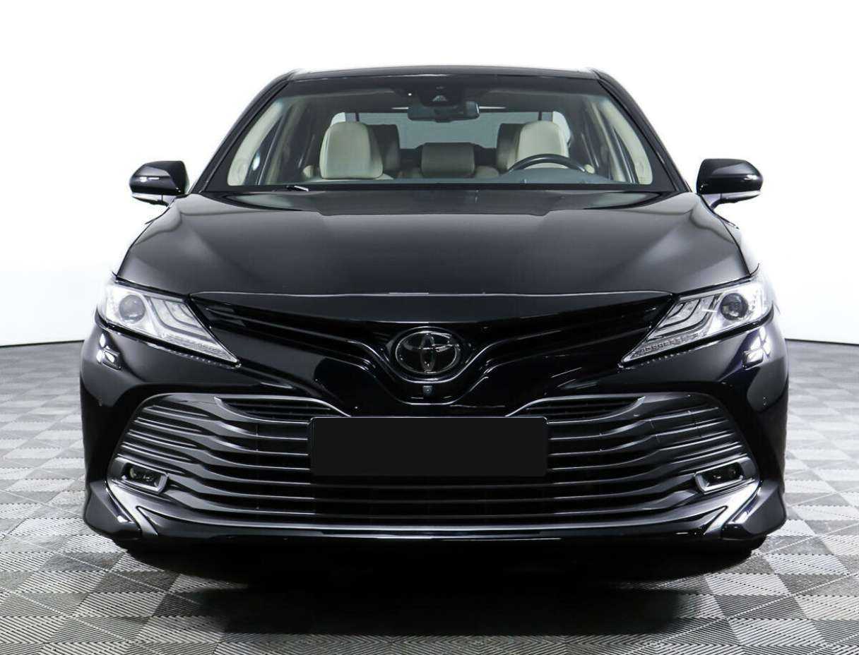 Купить Toyota Camry, 2018, 63 776 км, фото №2