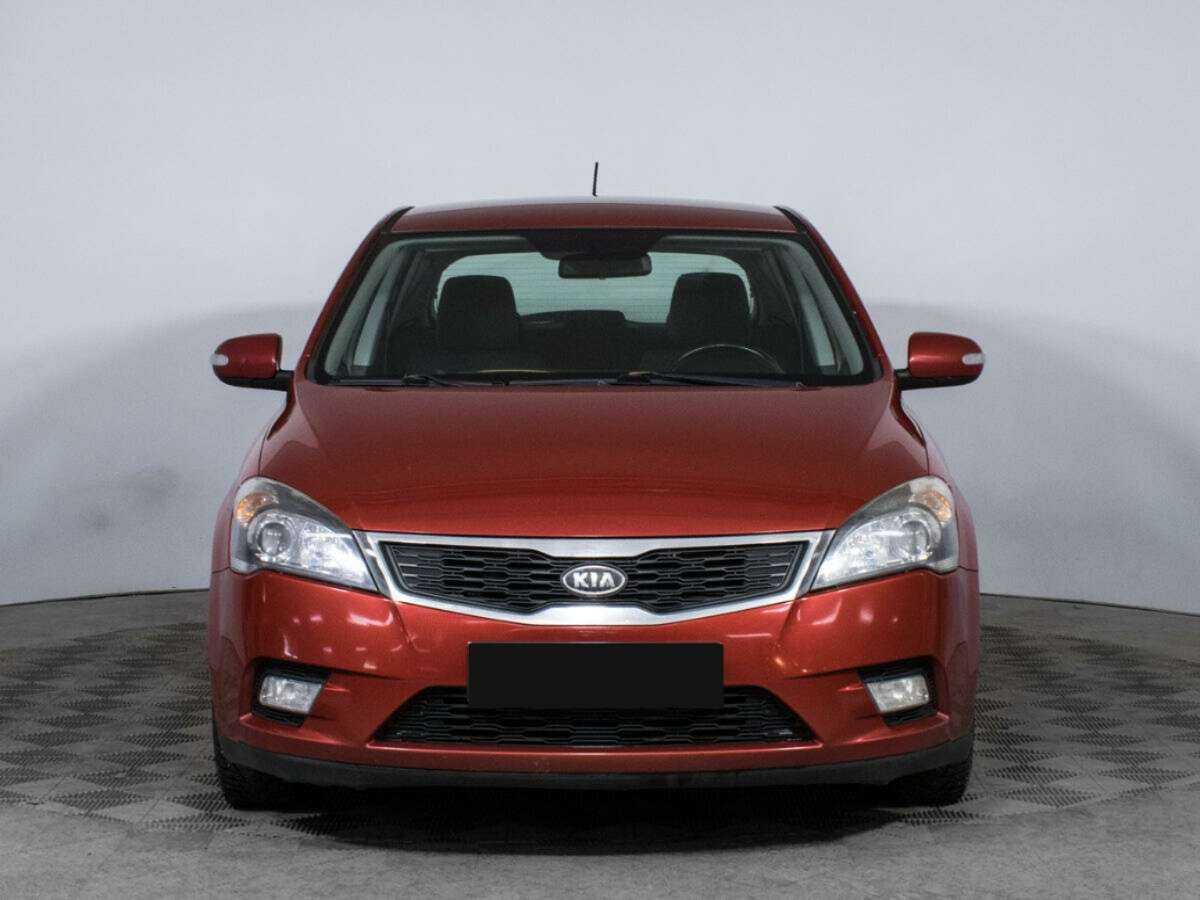 Купить Kia Ceed, 2010, 134 981 км, фото №2