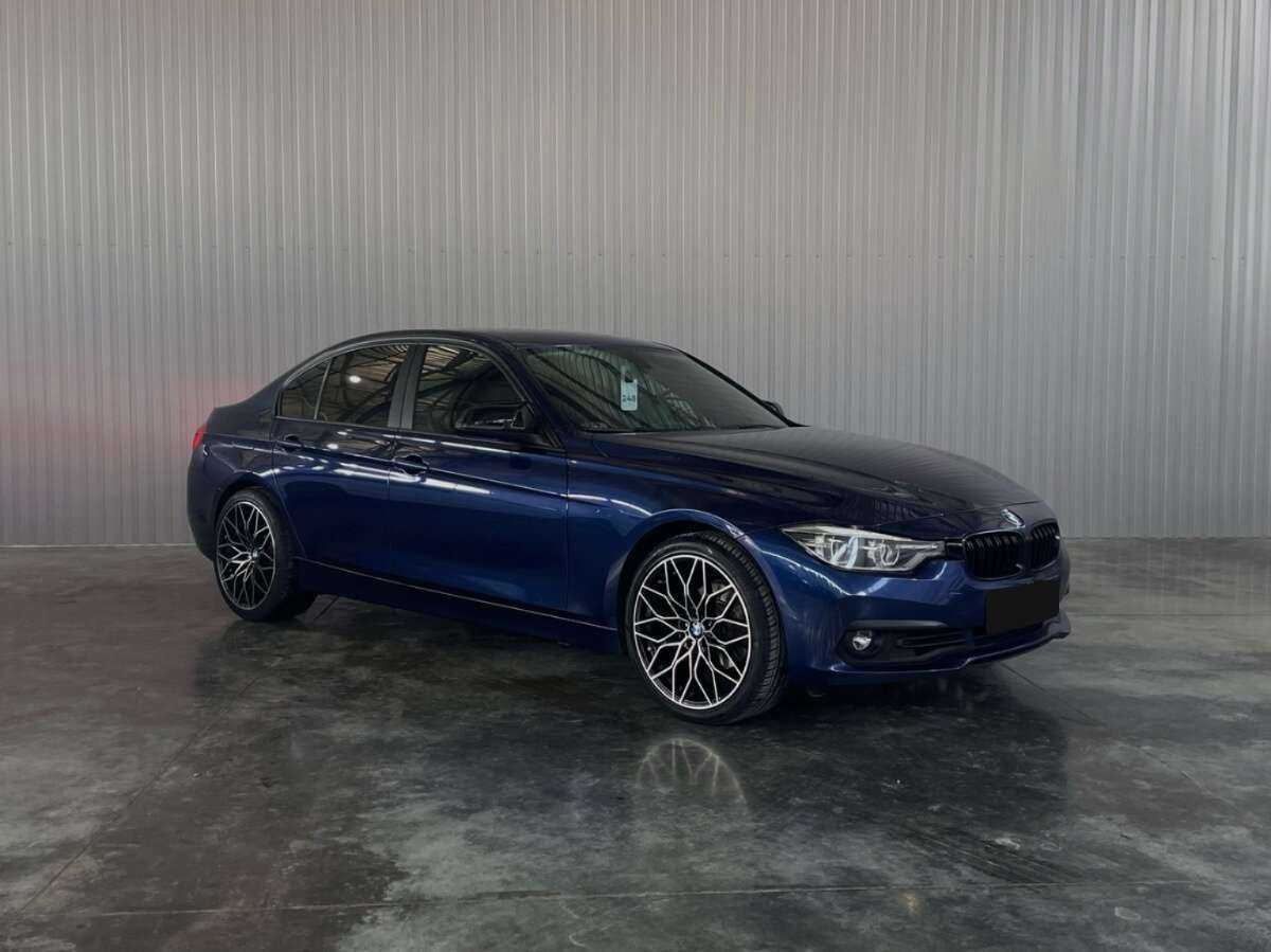 Купить BMW 3 серии 320i xDrive, 2018, 129 300 км, фото №3