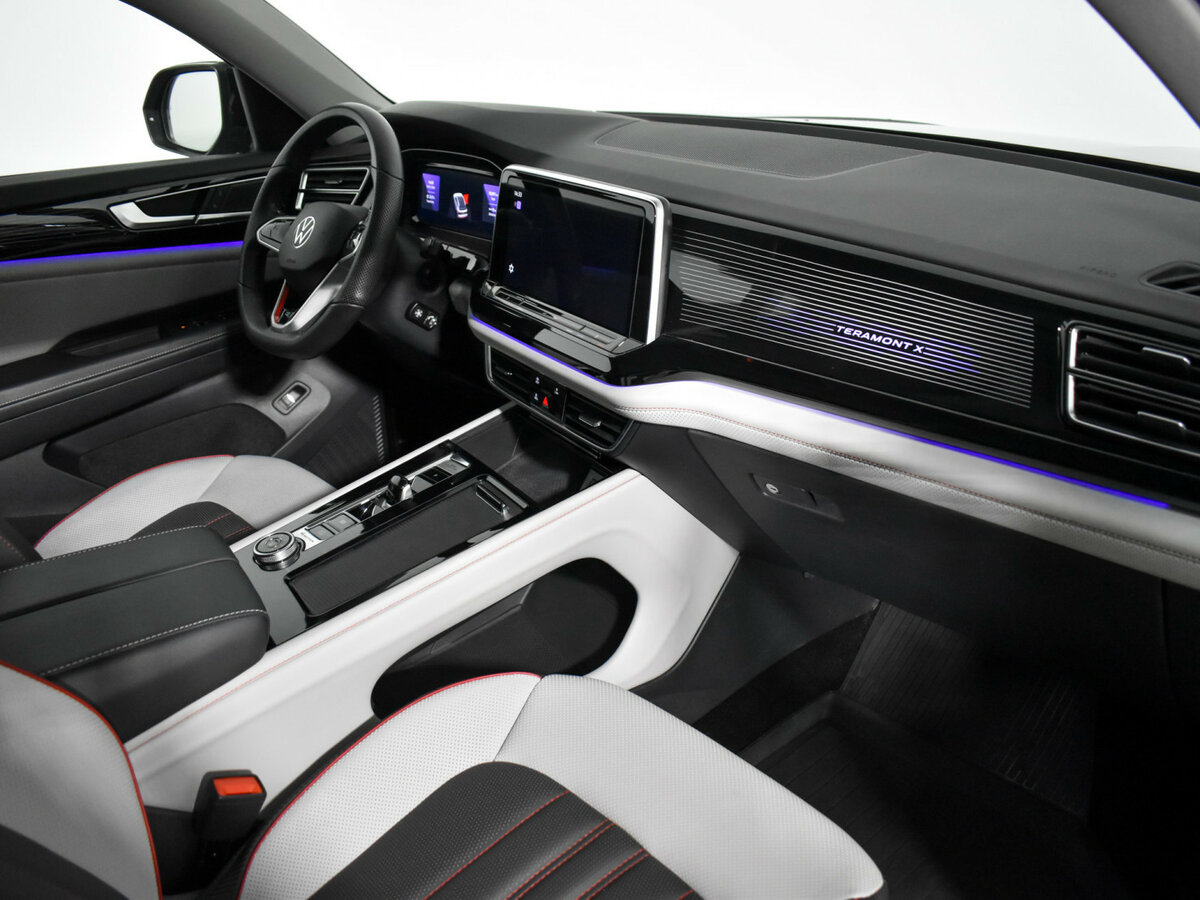 Купить Volkswagen Teramont I Рестайлинг (China Market), 2023, 70 068 км, фото №12