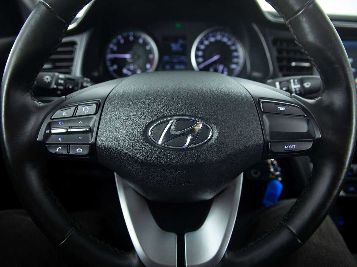Купить Hyundai Elantra, 2020, 26 536 км, фото №12