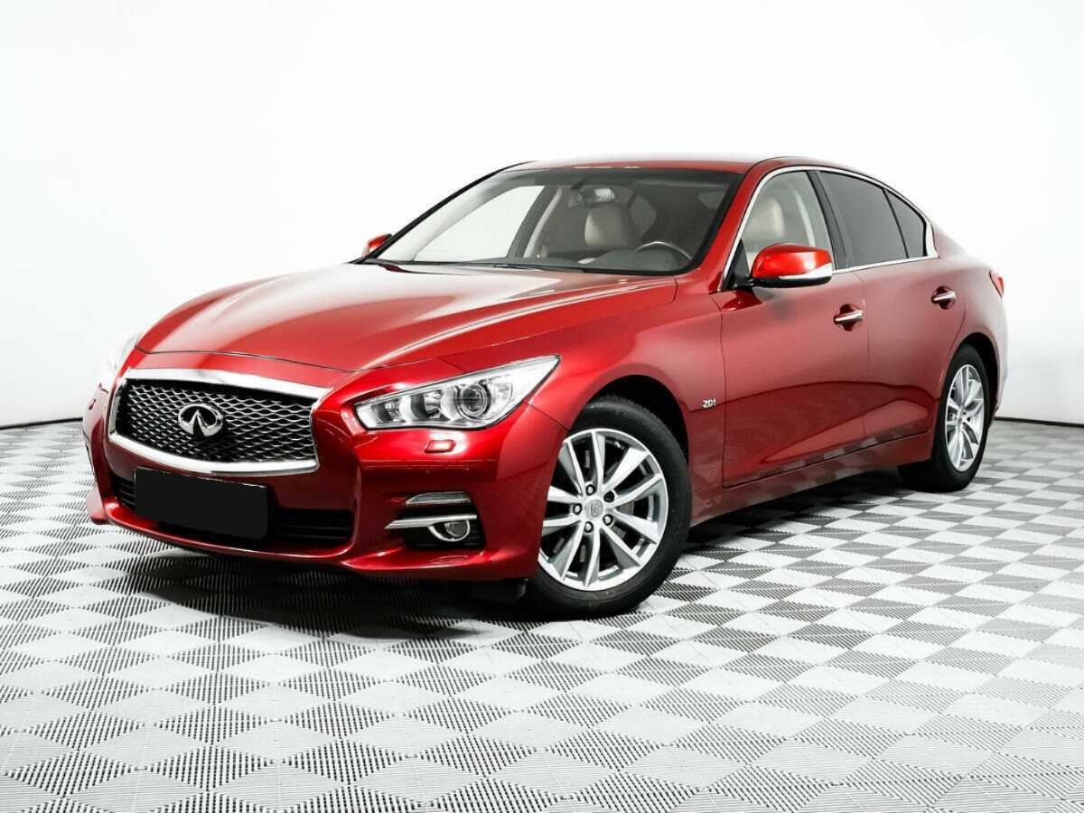 Купить Infiniti Q50, 2015, 130 477 км, фото №1