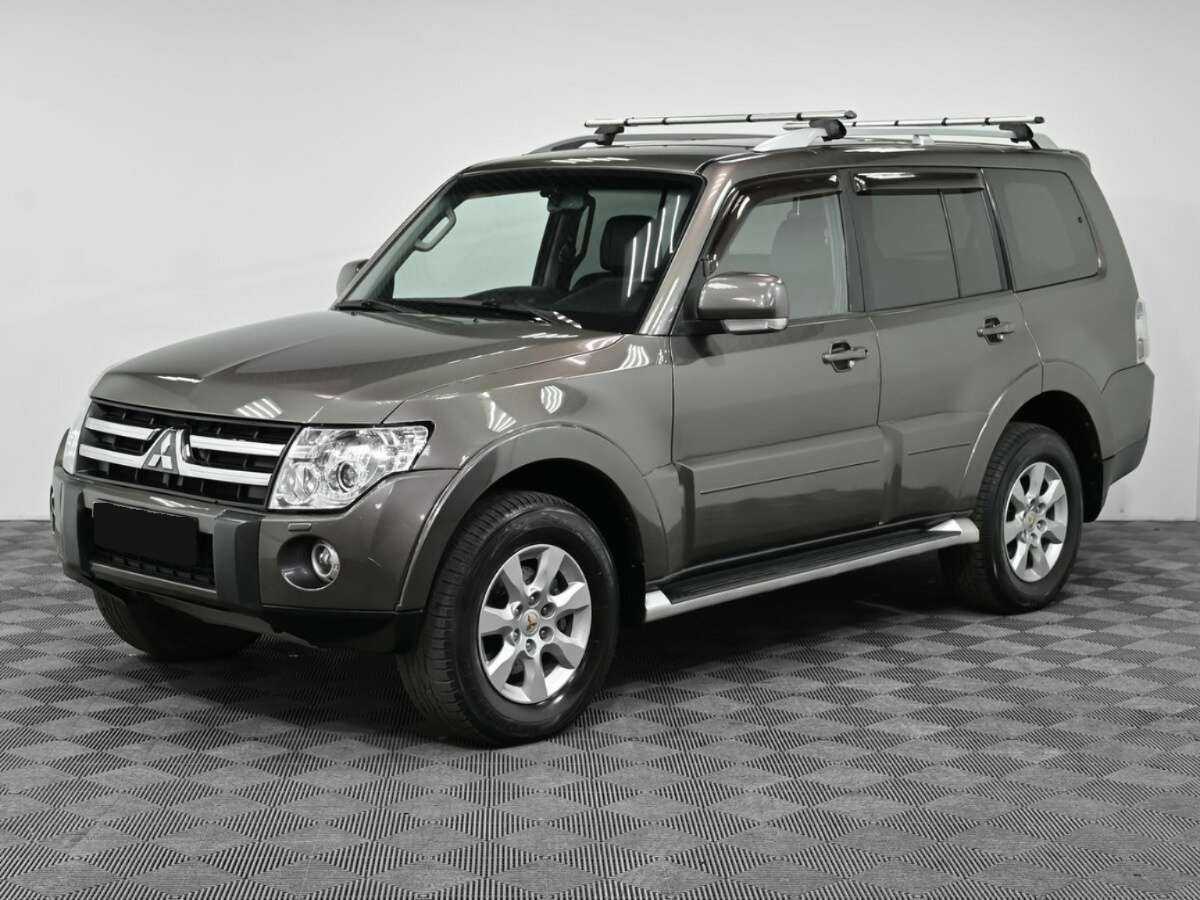 Купить Mitsubishi Pajero, 2010, 153 000 км, фото №1