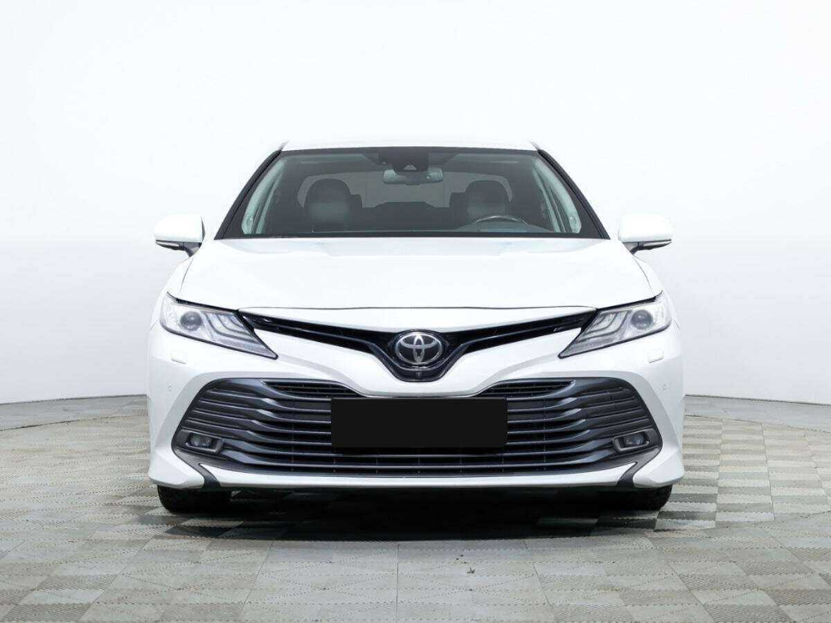 Купить Toyota Camry, 2019, 118 399 км, фото №2