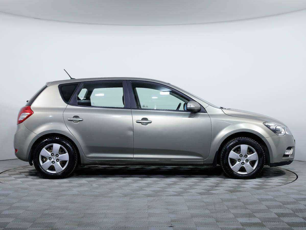 Купить Kia Ceed, 2011, 125 680 км, фото №3