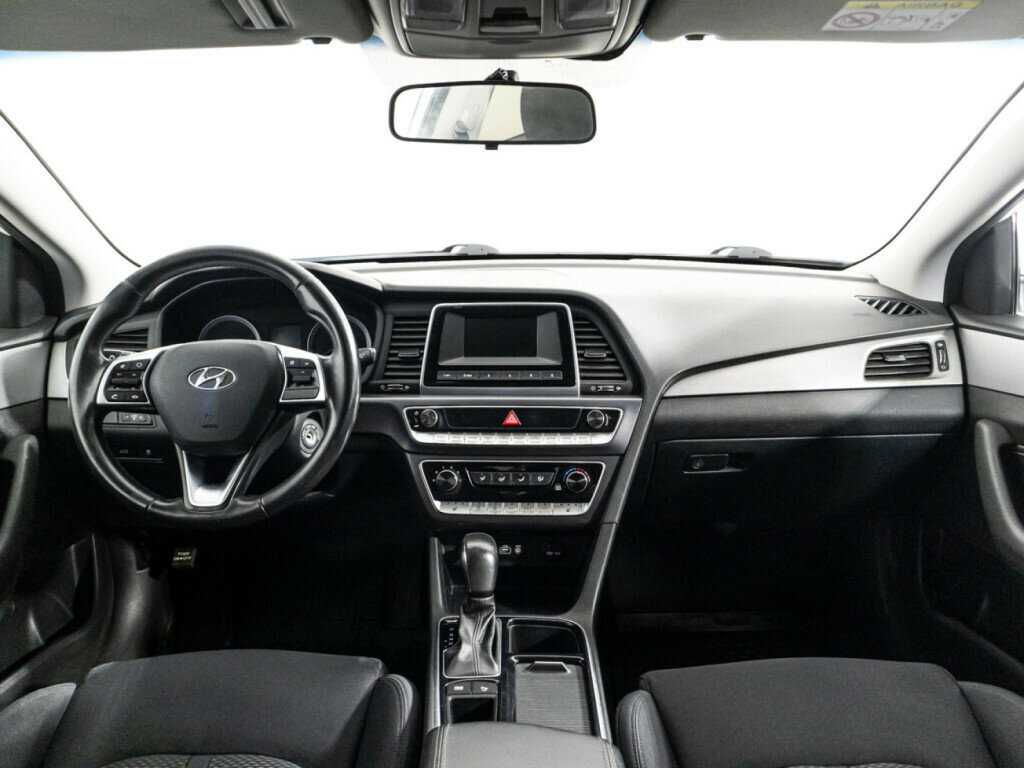 Купить Hyundai Sonata, 2019, 119 192 км, фото №13