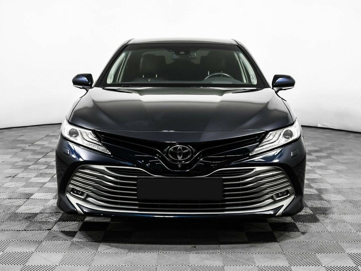 Купить Toyota Camry, 2018, 73 000 км, фото №2