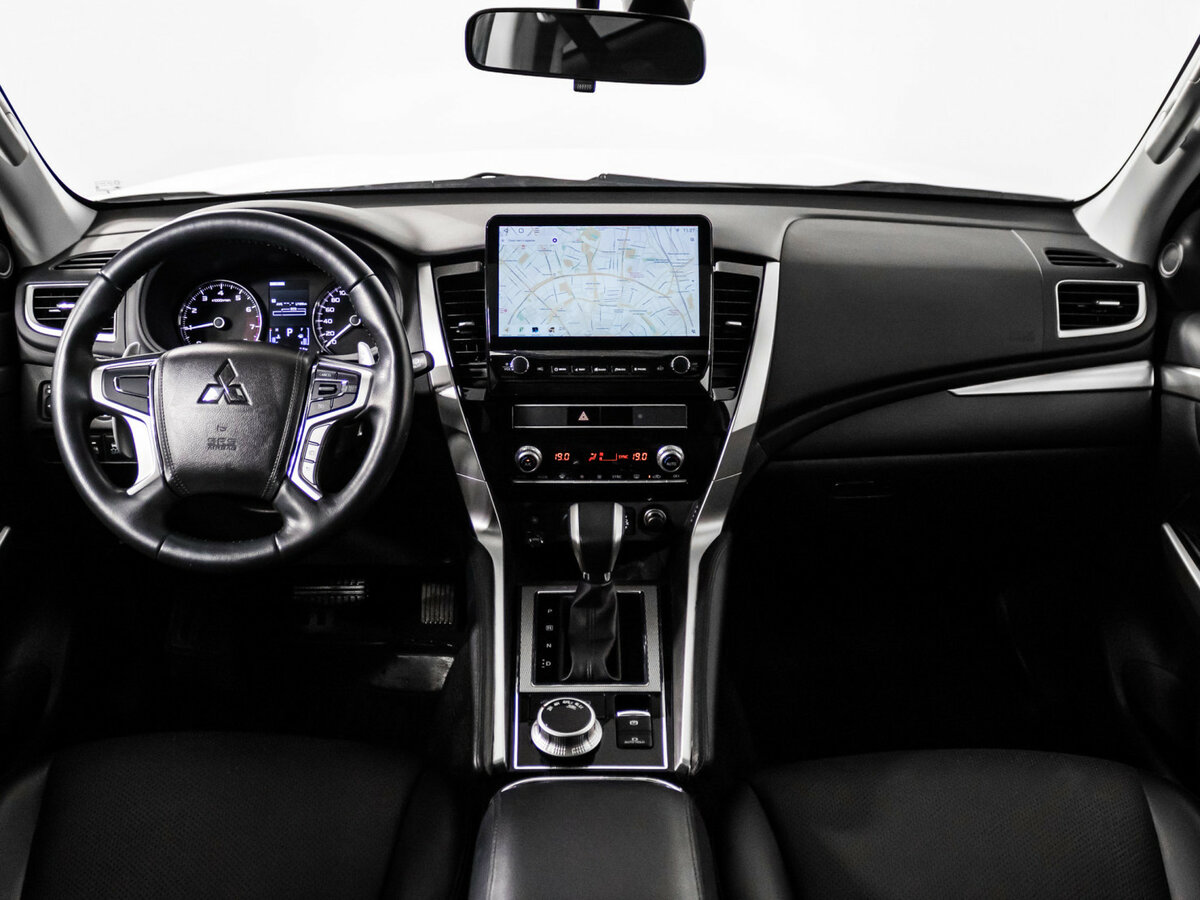 Купить Mitsubishi Pajero Sport III Рестайлинг, 2020, 13 000 км, фото №9