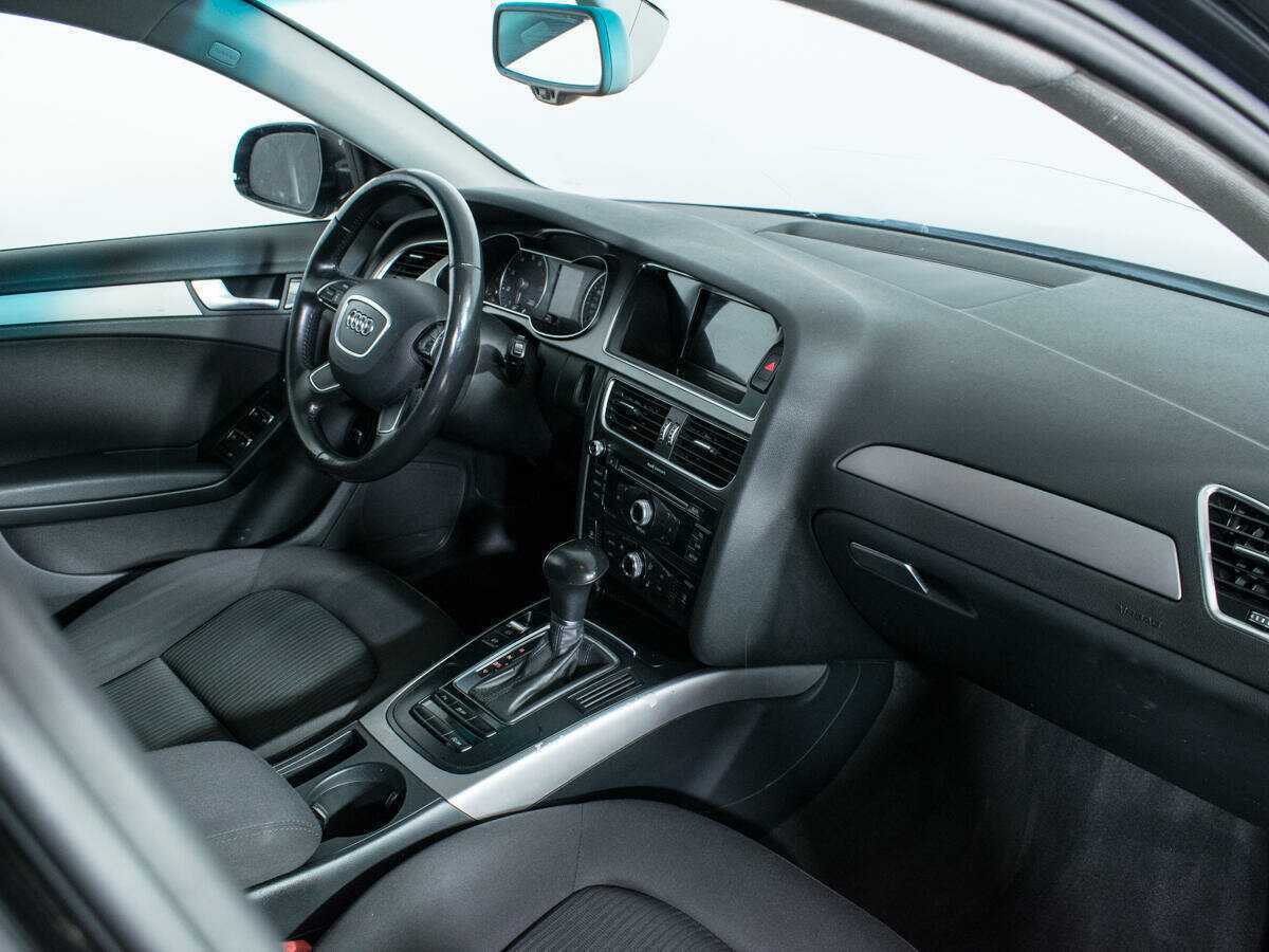 Купить Audi A4, 2013, 130 220 км, фото №9