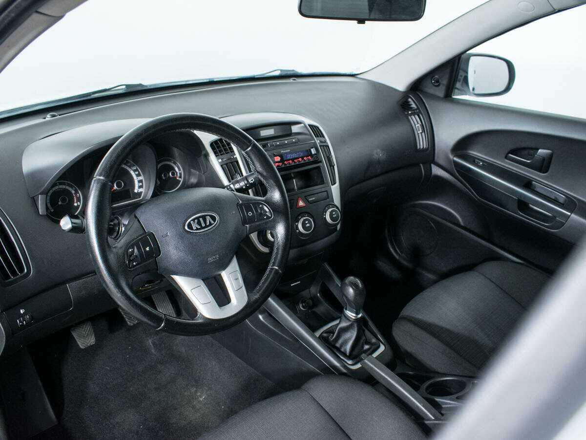 Купить Kia Ceed, 2010, 204 772 км, фото №13