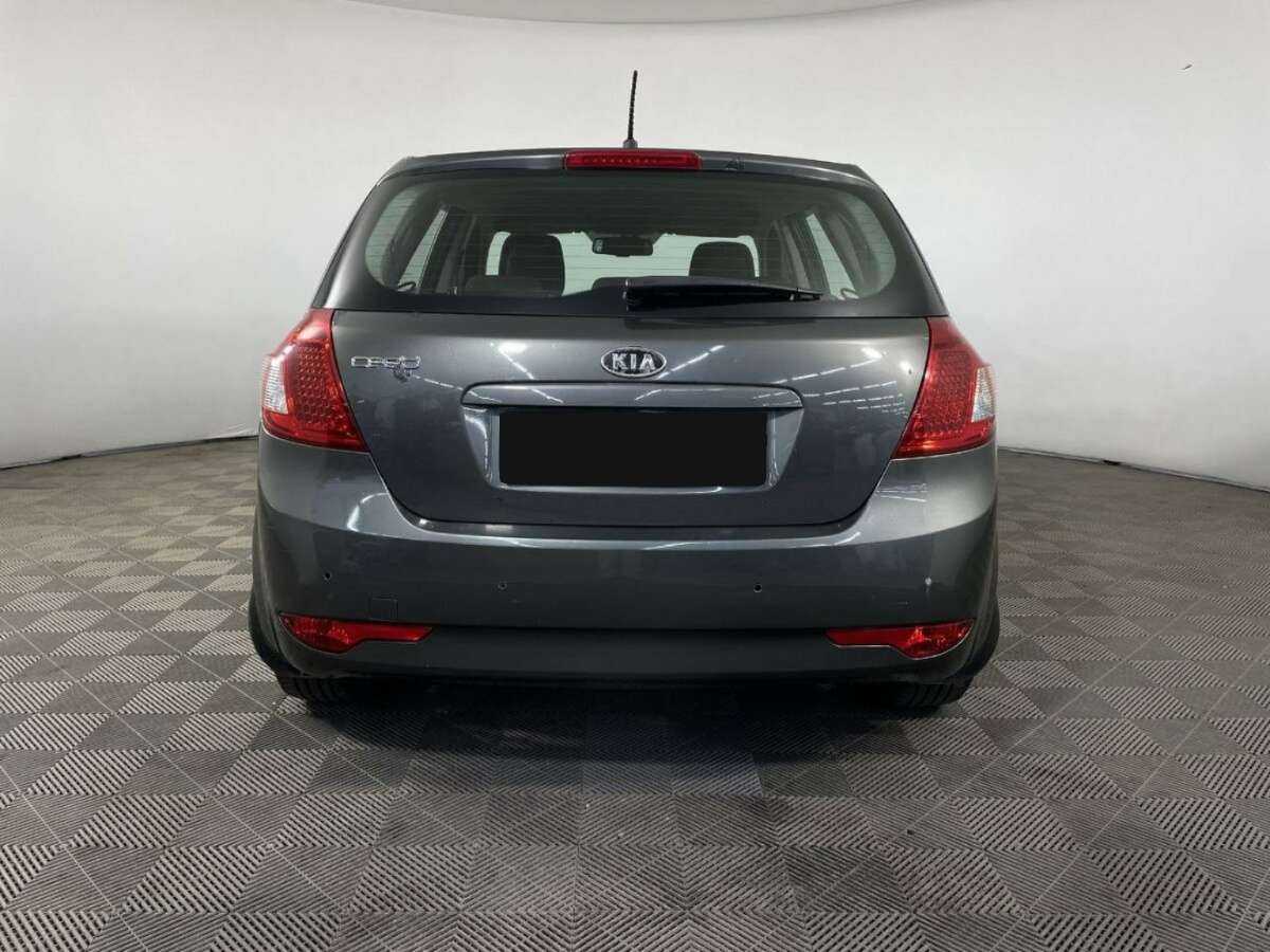 Купить Kia Ceed, 2011, 180 000 км, фото №3