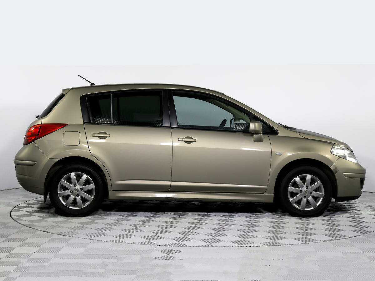 Купить Nissan Tiida, 2011, 90 242 км, фото №3
