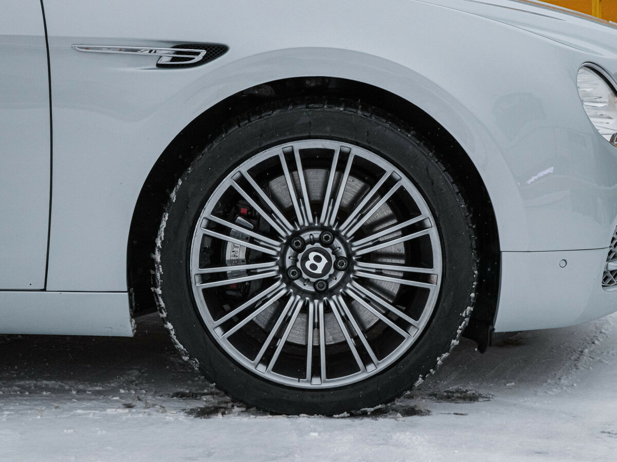 Купить Bentley Flying Spur II, 2014, 74 321 км, фото №13