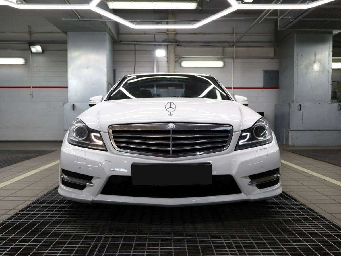Купить Mercedes-Benz C-Класс 180, 2012, 180 000 км, фото №3