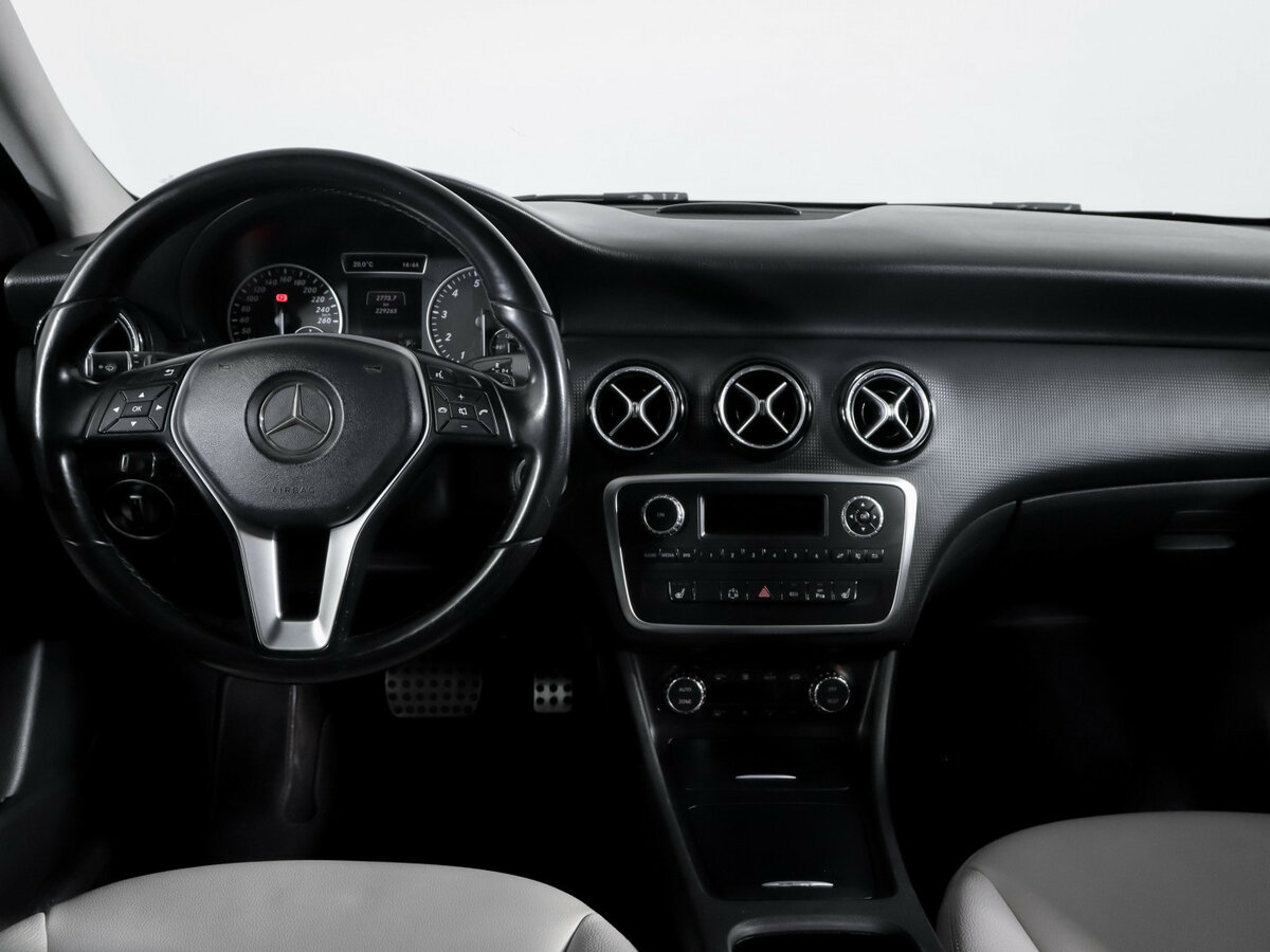 Купить Mercedes-Benz A-Класс 180 III (W176), 2013, 229 262 км, фото №10