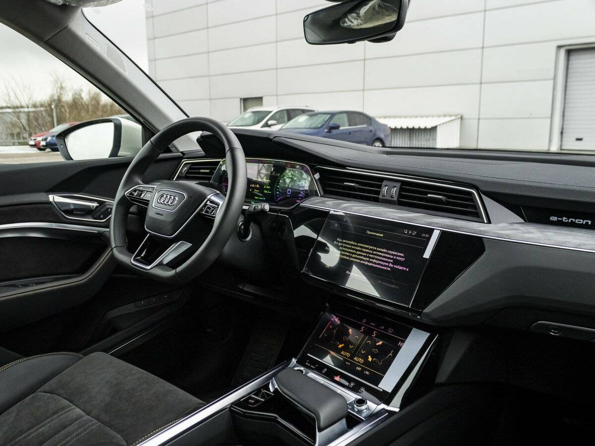 Купить Audi e-tron 50 I, 2023, 107 км, фото №11