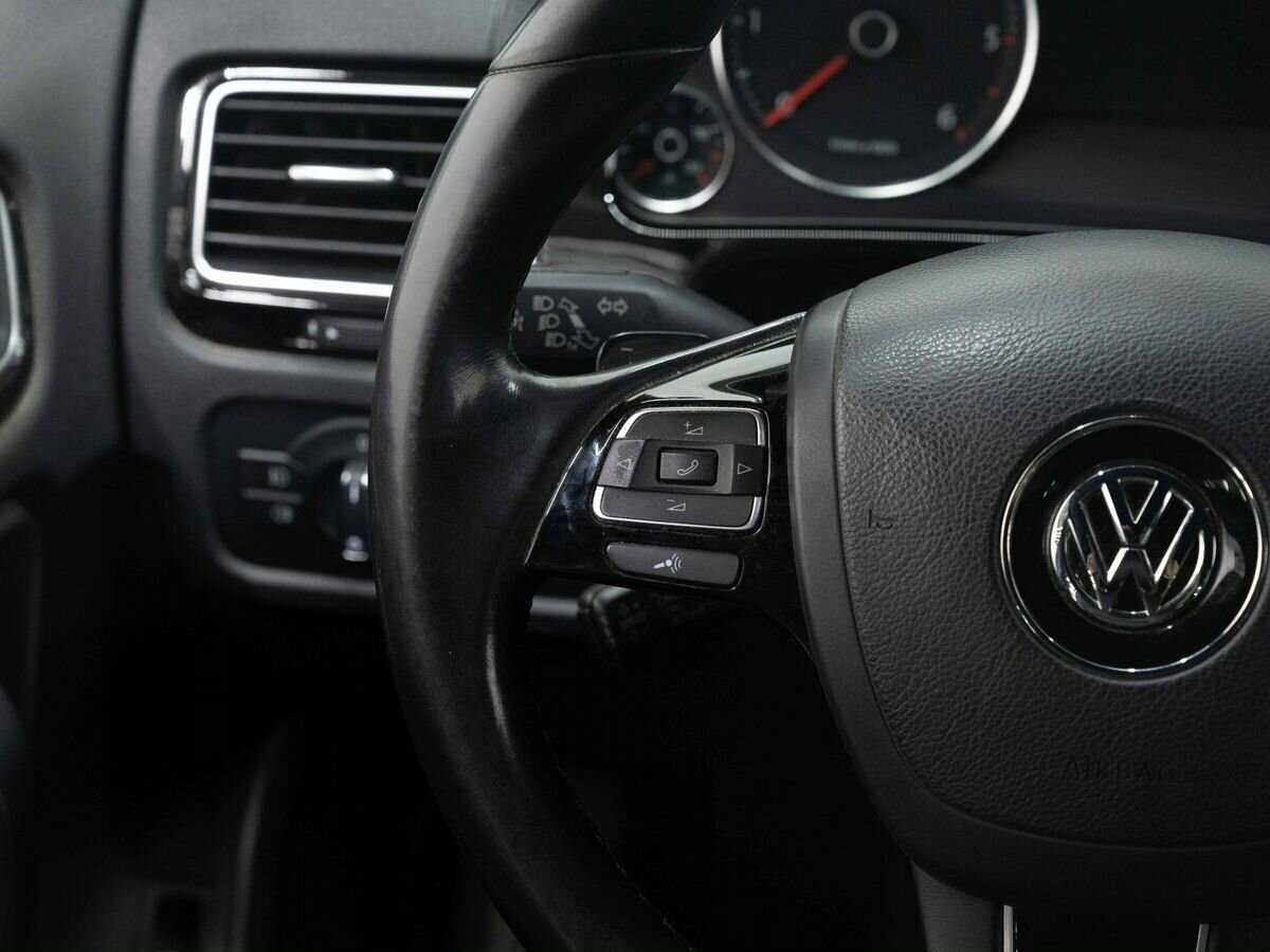 Купить Volkswagen Touareg, 2017, 225 622 км, фото №16