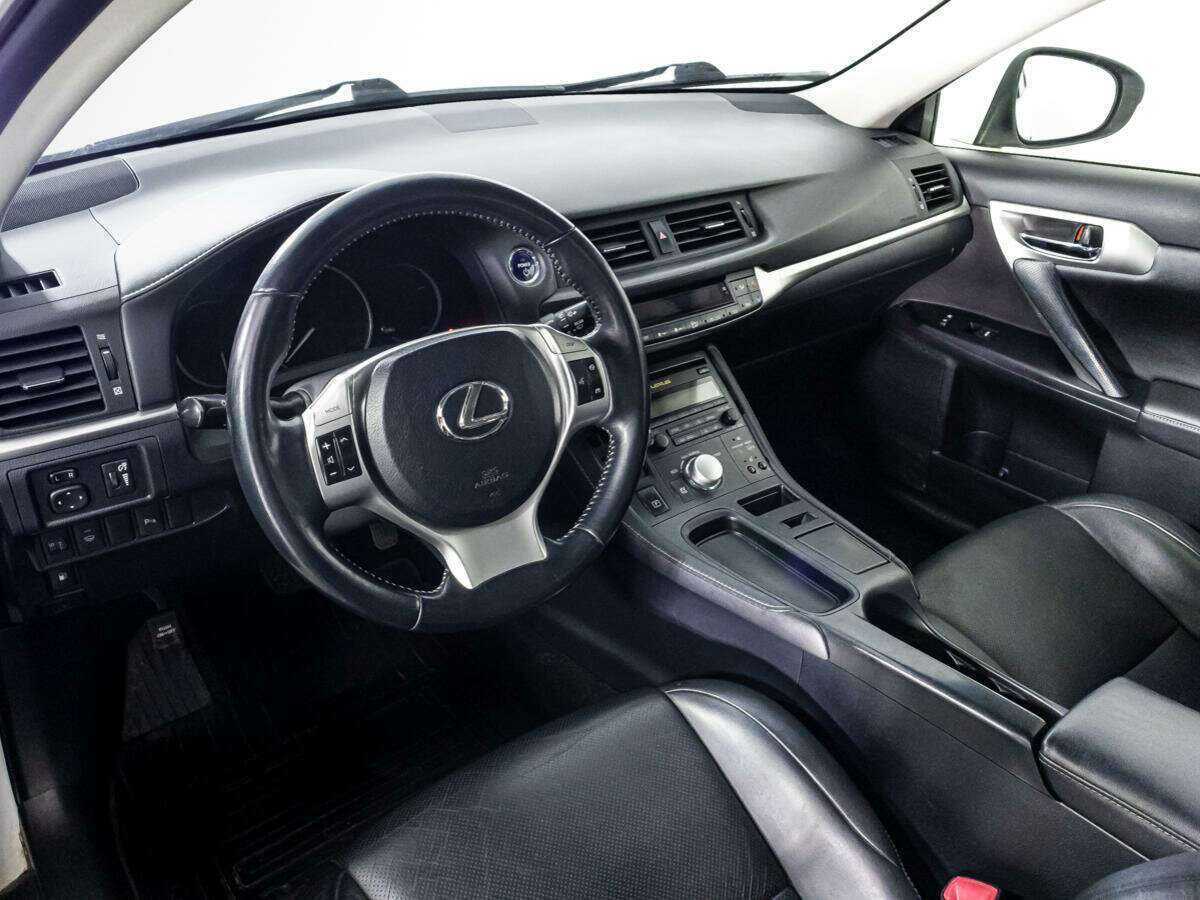 Купить Lexus CT 200h, 2012, 121 332 км, фото №11