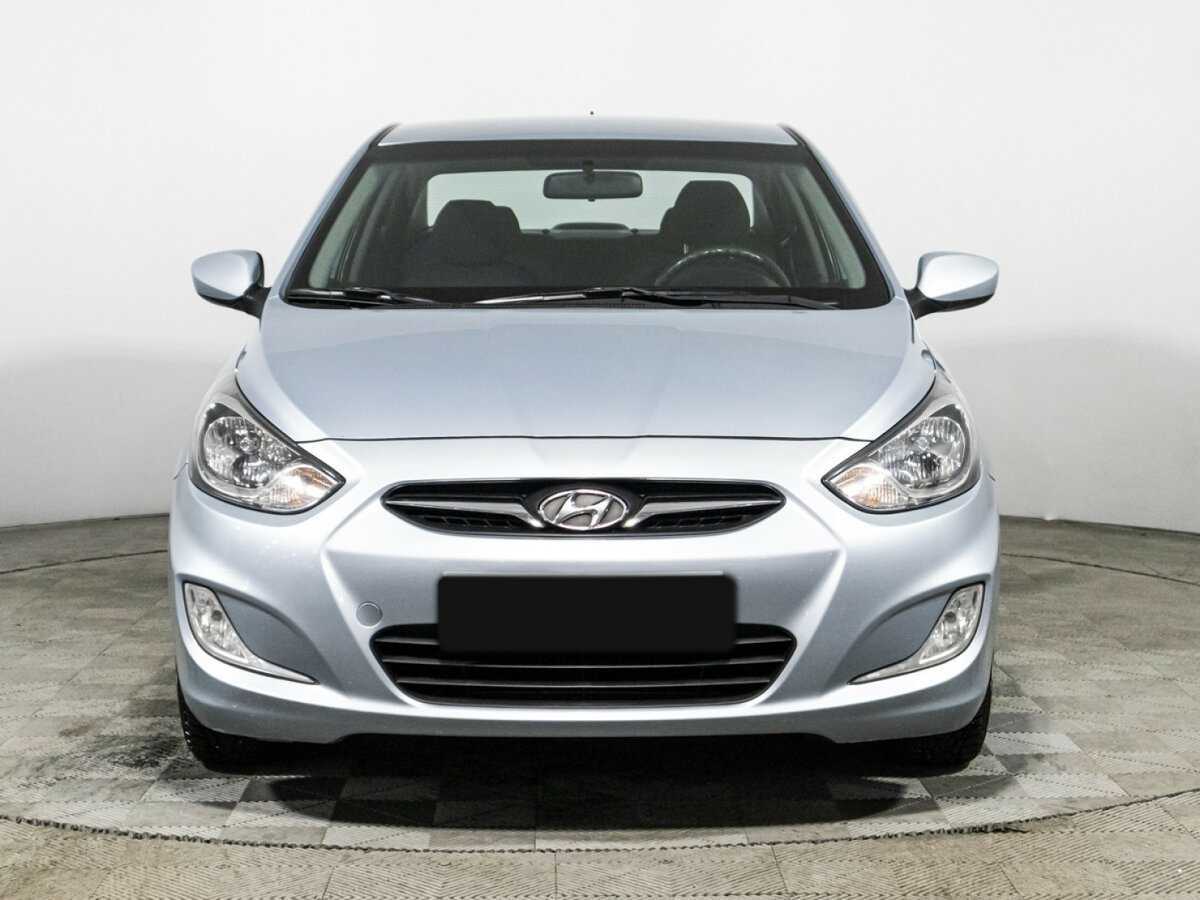 Купить Hyundai Solaris, 2011, 123 456 км, фото №2