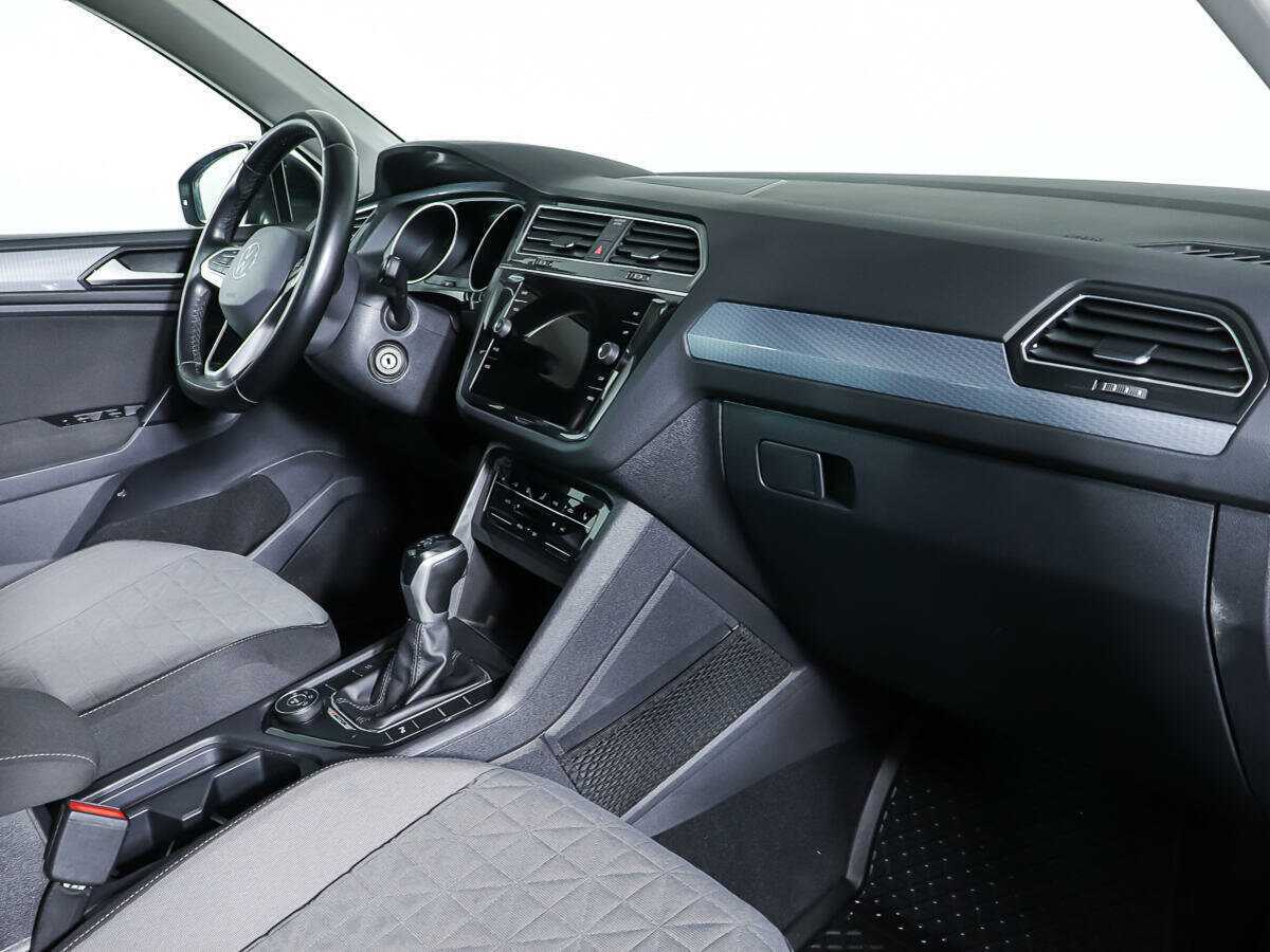 Купить Volkswagen Tiguan, 2021, 70 879 км, фото №8