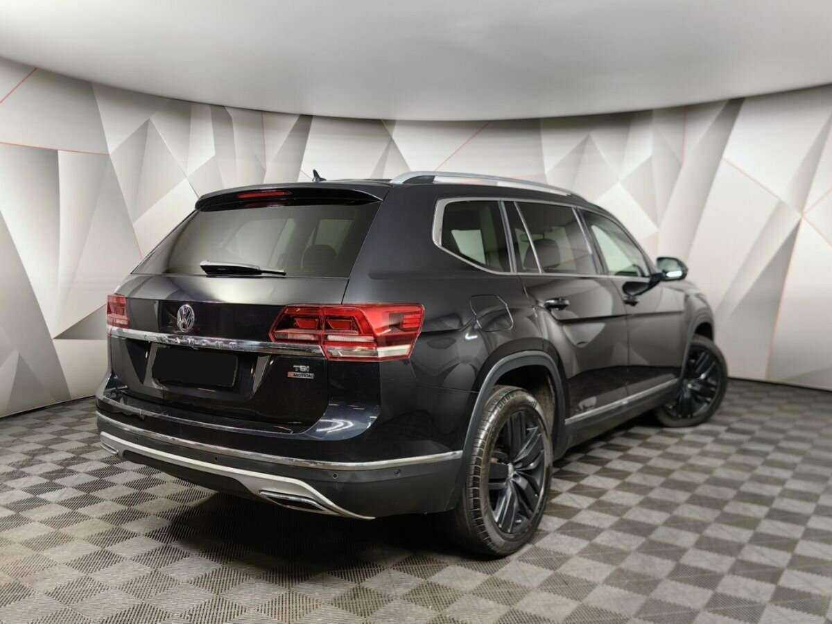 Купить Volkswagen Teramont, 2018, 213 089 км, фото №2